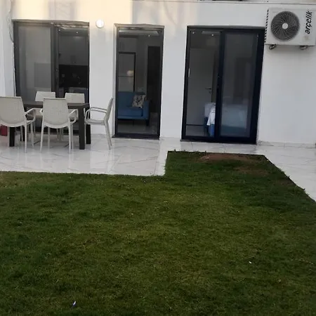 Homes Lägenhetshotell Çeşme